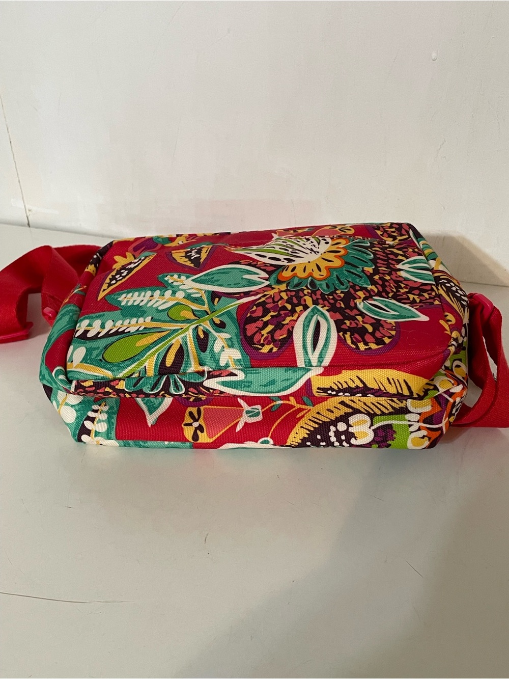Vera Bradley Crossbody Purse NWT - Picture 6 of 10